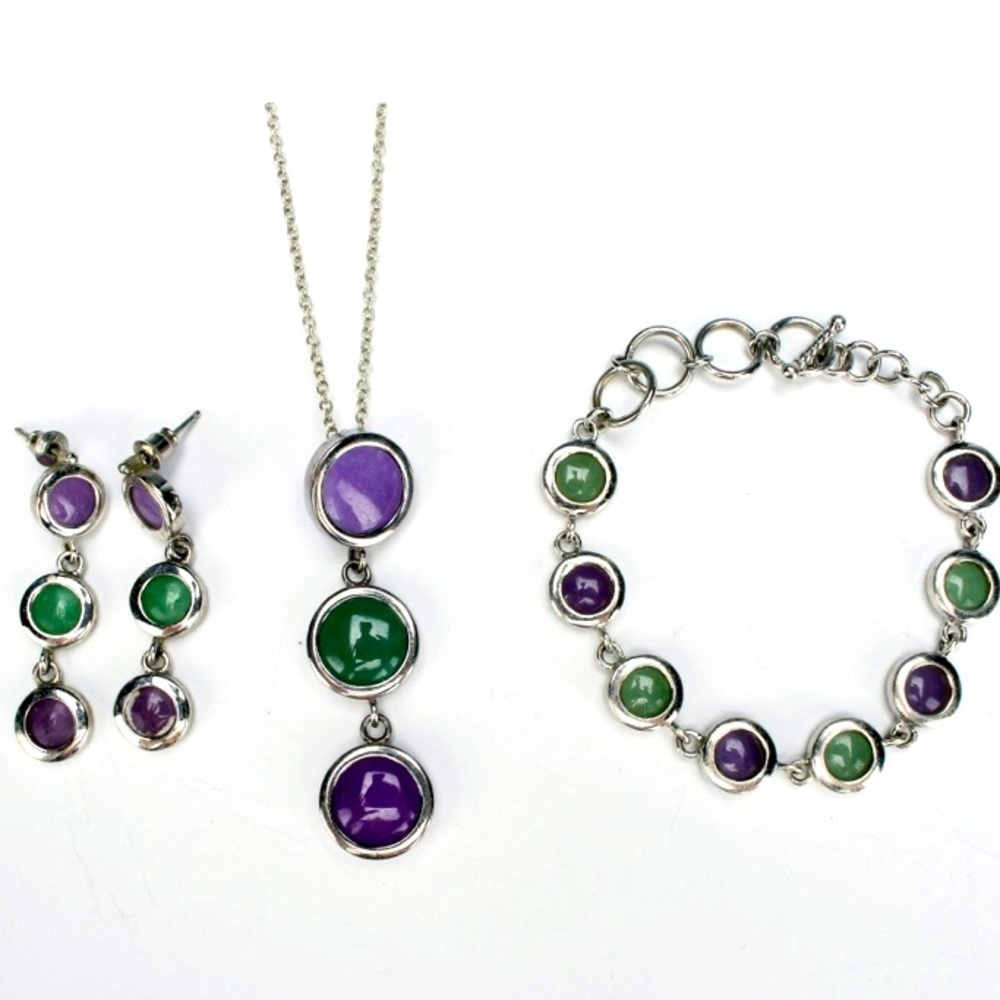 STERLING SET PURPLE & GREEN JADE NECKLACE, BRACELET, EARRINGS